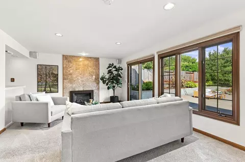 Living - 938 Springfield Dr, Millbrae, CA 94030 photo 4 of 7