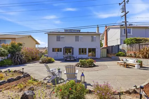 Exterior - 938 Springfield Dr, Millbrae, CA 94030 photo 11 of 12