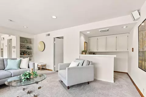 Living - 938 Springfield Dr, Millbrae, CA 94030 photo 6 of 7