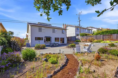 Exterior - 938 Springfield Dr, Millbrae, CA 94030 photo 10 of 12