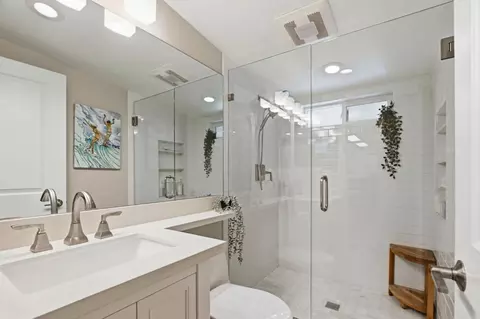 Bath - 1044 Audrey Ave, Campbell, CA 95008 photo 5 of 5