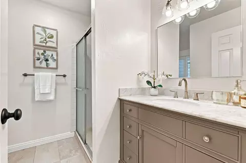 Bath - 1637 Grant Rd, Mountain View, CA 94040 photo 4 of 4