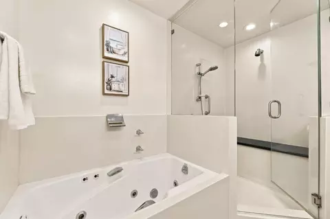 Bath - 1637 Grant Rd, Mountain View, CA 94040 photo 3 of 4