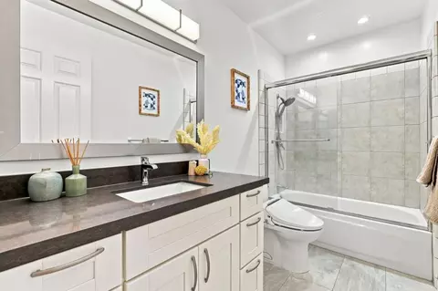 Bath - 1637 Grant Rd, Mountain View, CA 94040 photo 1 of 4