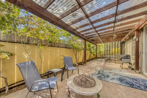 Exterior - 963 Fitzgerald St, Salinas, CA 93906 photo 3 of 6