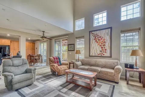 Living - 963 Fitzgerald St, Salinas, CA 93906 photo 2 of 2