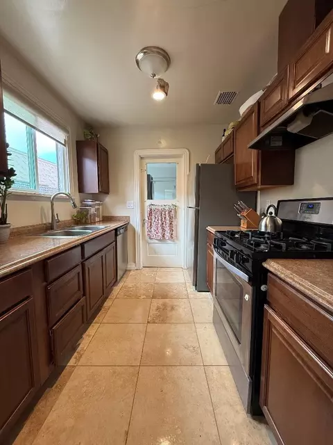 Geil St, Salinas, CA 93901 photo 31