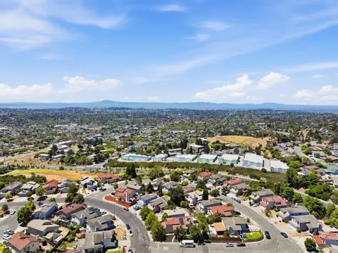 View/Area - 201 Knights Cir, Vallejo, CA 94591 photo 5 of 5