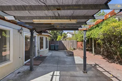 Exterior - 201 Knights Cir, Vallejo, CA 94591 photo 4 of 4