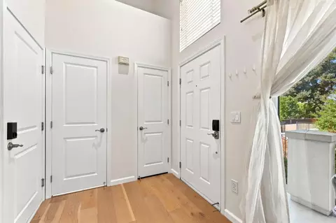 181 Bel Air Ct, Mountain View, CA 94043 photo 9