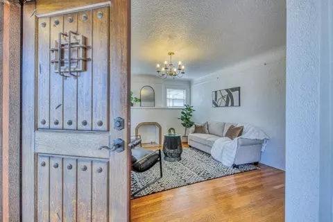 Entry Way - 338 Alexander St, Salinas, CA 93901 photo 1 of 2