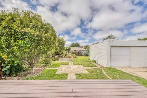 Exterior - 338 Alexander St, Salinas, CA 93901 photo 3 of 9