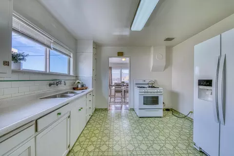 Kitchen - 338 Alexander St, Salinas, CA 93901 photo 2 of 2