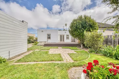 Exterior - 338 Alexander St, Salinas, CA 93901 photo 4 of 9