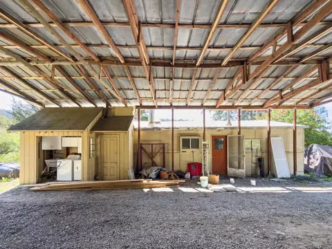 Exterior - 7025 Glen Haven Rd, Soquel, CA 95073 photo 10 of 29