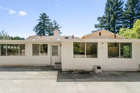 Exterior - 7025 Glen Haven Rd, Soquel, CA 95073 photo 3 of 29