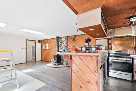 Kitchen - 7025 Glen Haven Rd, Soquel, CA 95073 photo 7 of 8