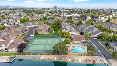1104 Burke Ln, Foster City, CA 94404