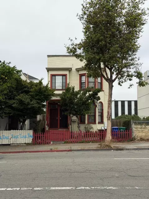 Exterior - 611 Harrison St, Oakland, CA 94607 photo 6 of 7