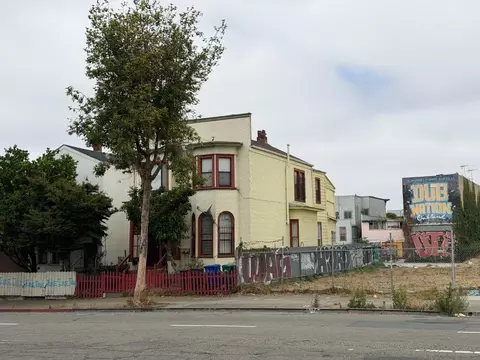 Exterior - 611 Harrison St, Oakland, CA 94607 photo 1 of 7