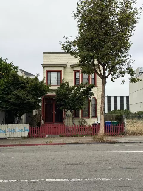 Exterior - 611 Harrison St, Oakland, CA 94607 photo 7 of 7