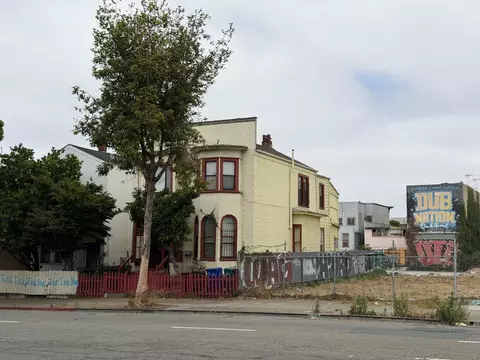Exterior - 611 Harrison St, Oakland, CA 94607 photo 3 of 7