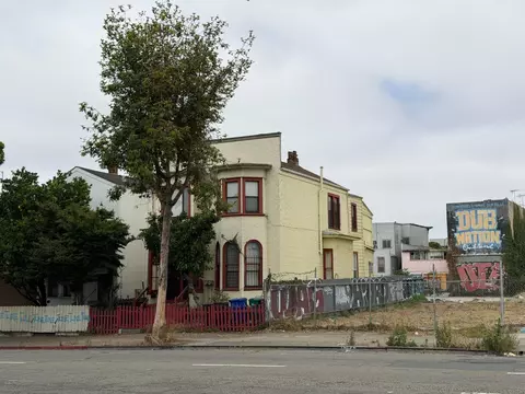 Exterior - 611 Harrison St, Oakland, CA 94607 photo 2 of 7
