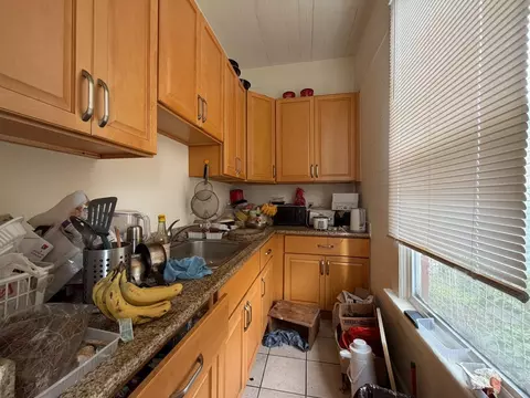 Kitchen - 611 Harrison St, Oakland, CA 94607 photo 1 of 2