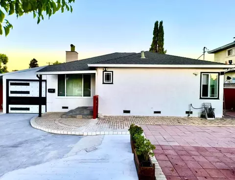 536 Flynn Ave, Redwood City, CA 94063