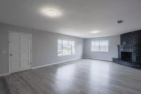 Living - 1708 Vosti Ave, Soledad, CA 93960 photo 3 of 6