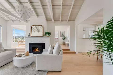 Living - 221 Highland Dr, Aptos, CA 95003 photo 4 of 8