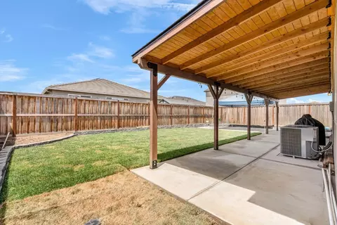 Exterior - 673 Dorset Dr, Patterson, CA 95363 photo 9 of 9