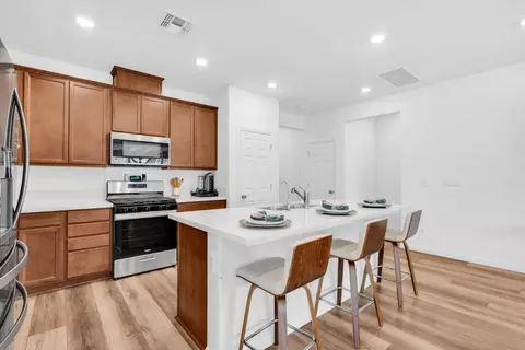 Kitchen - 673 Dorset Dr, Patterson, CA 95363 photo 1 of 1