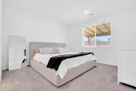 Bedroom - 673 Dorset Dr, Patterson, CA 95363 photo 5 of 8