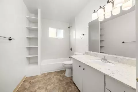 Bath - 616 Oak Dr, Capitola, CA 95010 photo 7 of 9
