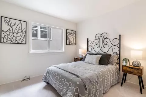 Bedroom - 375 Bancroft Way, Pacifica, CA 94044 photo 1 of 4