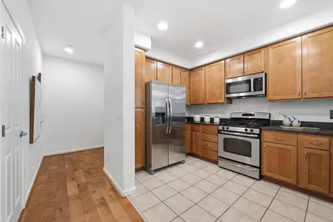 Entry Way - 1388 Broadway 285, Millbrae, CA 94030 photo 1 of 2