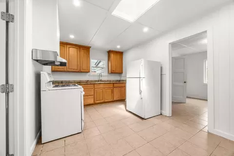 Kitchen - 4057 Cory St, Soquel, CA 95073 photo 2 of 2
