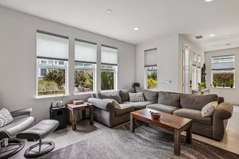 Living - 2797 Telegraph Blvd, Marina, CA 93933 photo 3 of 6