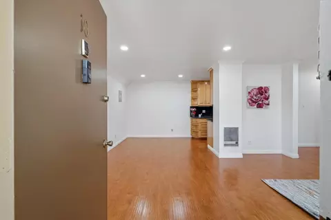 360 Auburn Way 10, San Jose, CA 95129