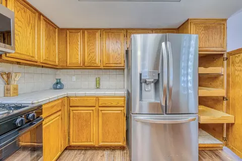 Kitchen - 23799 Monterey Salinas Hwy 44, Salinas, CA 93908 photo 3 of 3