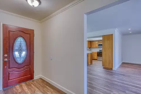 Entry Way - 23799 Monterey Salinas Hwy 44, Salinas, CA 93908 photo 3 of 4