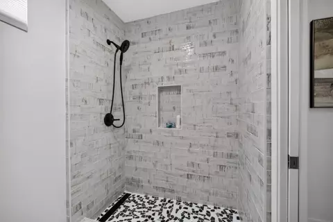 Bath - 1176 Grand Teton Dr, Pacifica, CA 94044 photo 5 of 6