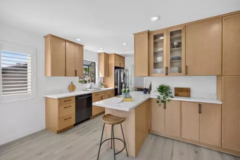 Kitchen - 1176 Grand Teton Dr, Pacifica, CA 94044 photo 4 of 6