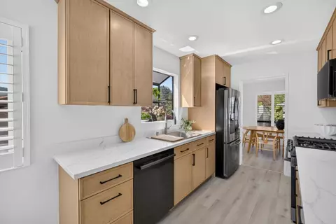 Kitchen - 1176 Grand Teton Dr, Pacifica, CA 94044 photo 3 of 6