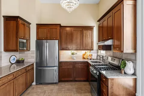 Kitchen - 69 Geil St, Salinas, CA 93901 photo 2 of 2