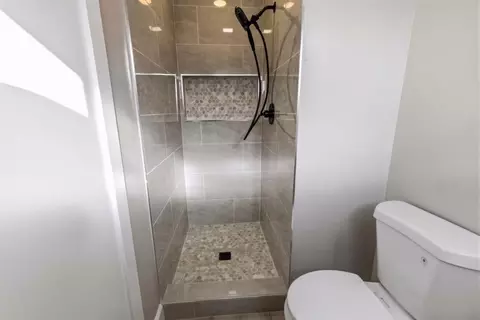 Bath - 788 Bedford Dr, Salinas, CA 93901 photo 5 of 5