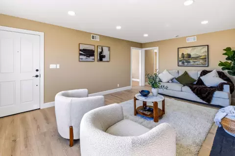 Living - 788 Bedford Dr, Salinas, CA 93901 photo 2 of 3