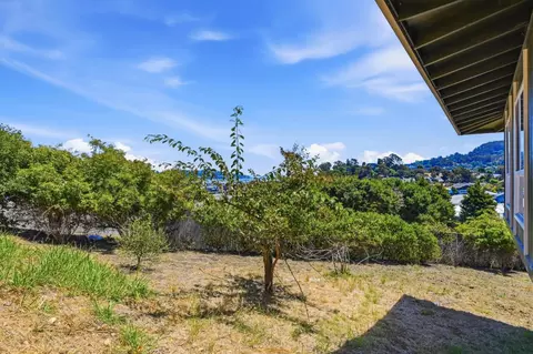 Exterior - 85 Park Cir, Sausalito, CA 94965 photo 7 of 12