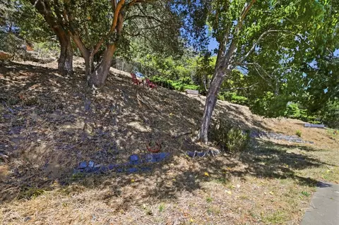Exterior - 85 Park Cir, Sausalito, CA 94965 photo 11 of 12